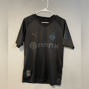 Borussia Dortmund jersey size medium Bellingham